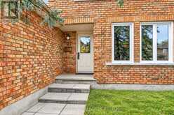 97 HUNTSMAN CRESCENT | Ottawa Ontario | Slide Image Two