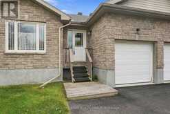 12 RED OAK DRIVE | Kemptville Ontario | Slide Image Two