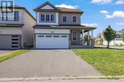 425 APHELION CRESCENT | Ottawa Ontario | Slide Image Two