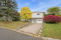 1861 APPLEFORD STREET | Ottawa Ontario | Slide Image Two