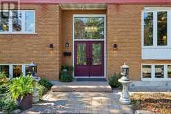 26 WHIPPOORWILL DRIVE | Ottawa Ontario | Slide Image Four