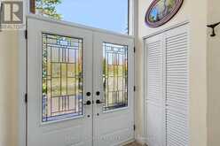 26 WHIPPOORWILL DRIVE | Ottawa Ontario | Slide Image Five