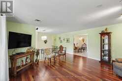26 WHIPPOORWILL DRIVE | Ottawa Ontario | Slide Image Eight