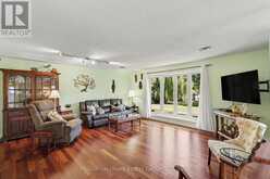 26 WHIPPOORWILL DRIVE | Ottawa Ontario | Slide Image Nine