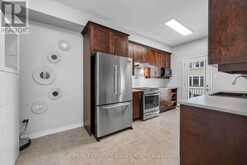 65 SONGBIRD PRIVATE | Ottawa Ontario | Slide Image Twelve