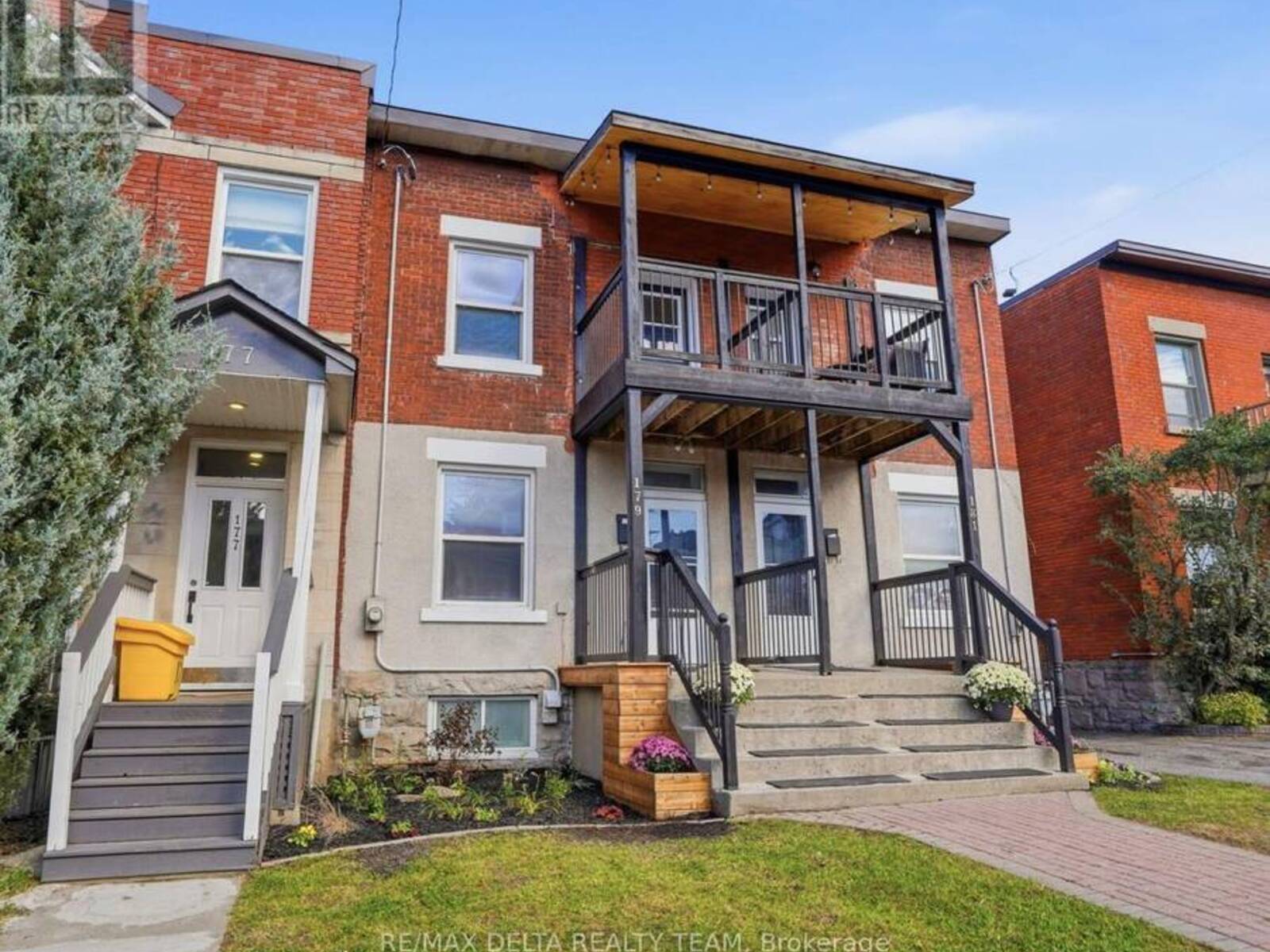 179 GOULBURN AVENUE, Ottawa, Ontario K1N 8E3