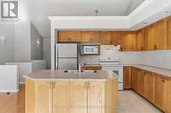 6 WINDCHIME CRESCENT | Ottawa Ontario | Slide Image Thirteen