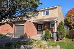 7 FULHAM COURT | Ottawa Ontario | Slide Image Two