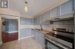 574 LATOUR CRESCENT | Ottawa Ontario | Slide Image Nine