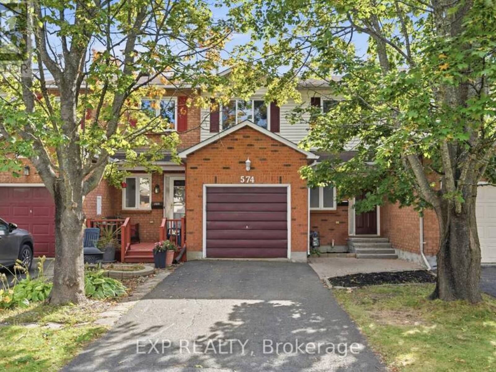 574 LATOUR CRESCENT, Ottawa, Ontario K4A 1P3