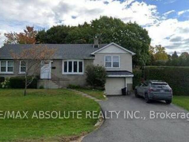 54 ROSSLAND AVENUE S Ottawa Ontario, K2G 2K6 - 3 Bedrooms Home For Sale