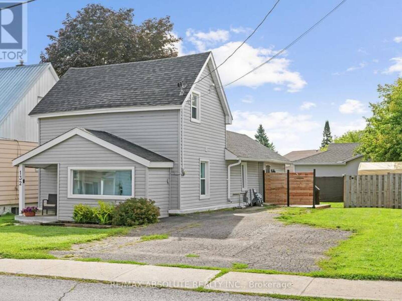 132 EDWARD STREET S, Arnprior, Ontario K7S 2X4