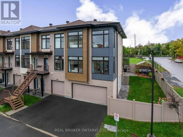 300 FOLIAGE PRIVATE Ottawa Ontario, K2H 0C5 - 3 Bedrooms Home For Sale