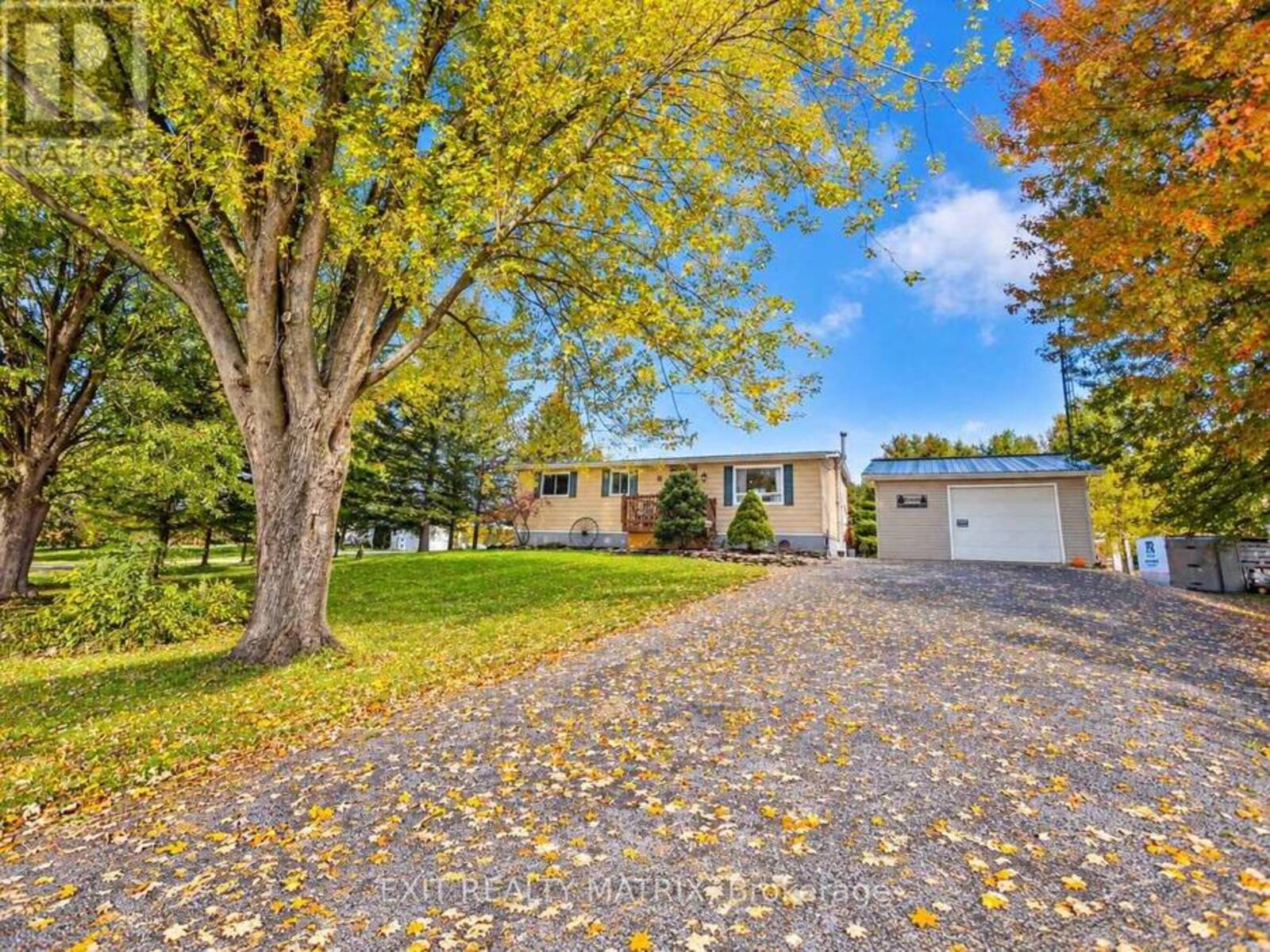 18113 GLEN FALLOCH ROAD, South Stormont, Ontario K0C 1S0