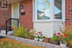 23 - 25 HAXBY PRIVATE | Ottawa Ontario | Slide Image Five