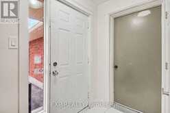 23 - 25 HAXBY PRIVATE | Ottawa Ontario | Slide Image Six