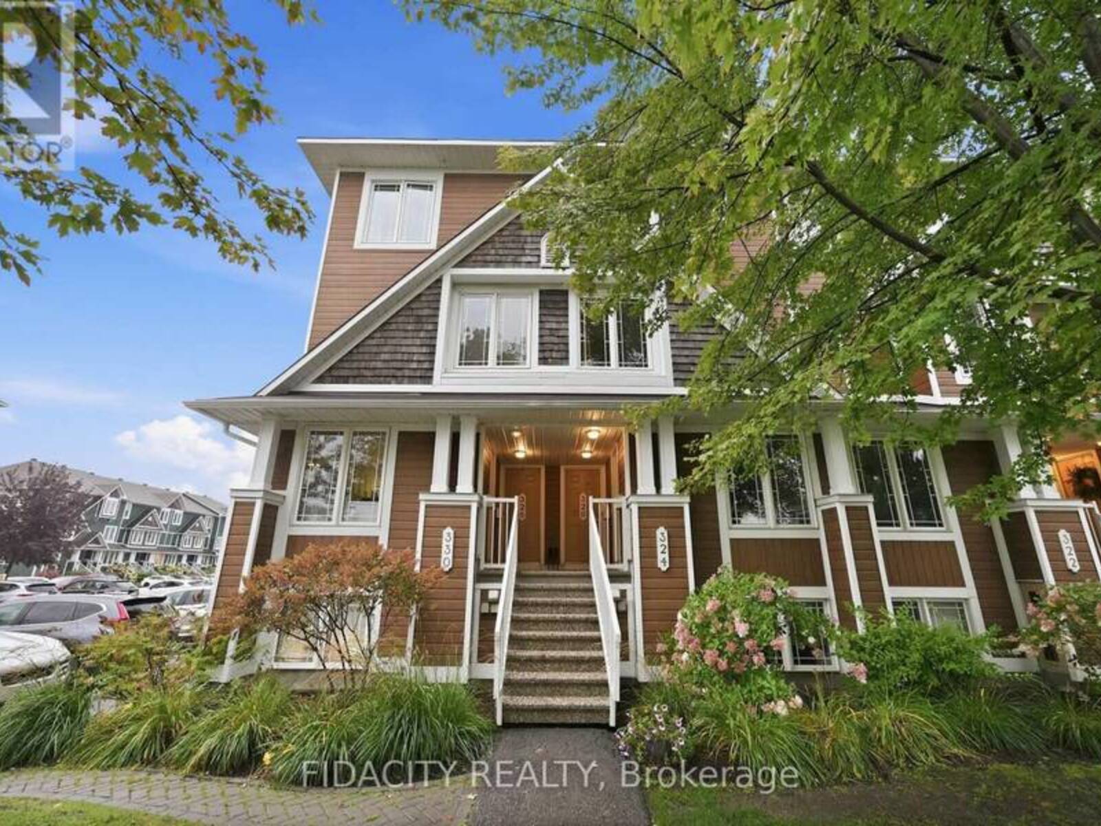 55 - 324 CROWNRIDGE DRIVE, Ottawa, Ontario K2M 3A5