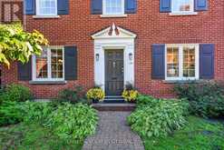 134 KENILWORTH STREET | Ottawa Ontario | Slide Image Three