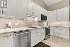 22 GRAND HARBOUR COURT | Ottawa Ontario | Slide Image Thirteen