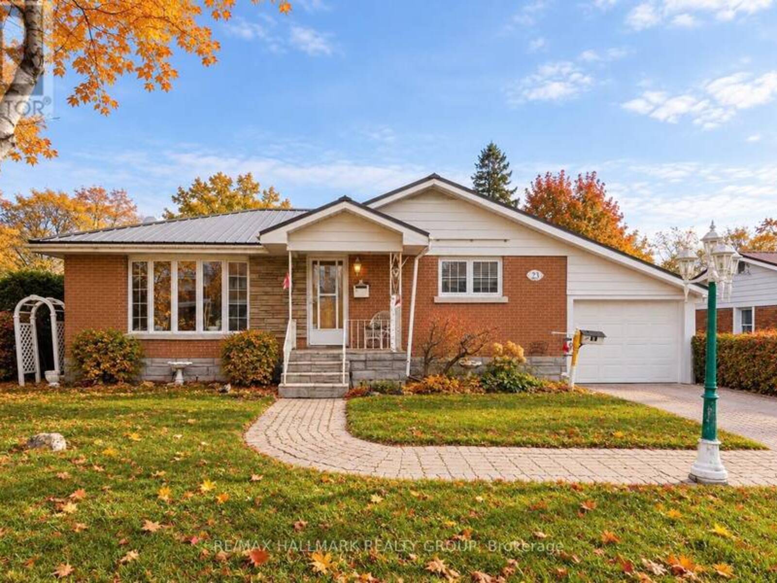 23 ALDERSHOT AVENUE, Brockville, Ontario K6V 2P7