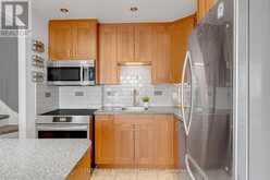 19 A BANNER ROAD | Ottawa Ontario | Slide Image Twelve
