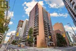 1601 - 475 LAURIER AVENUE W | Ottawa Ontario | Slide Image One