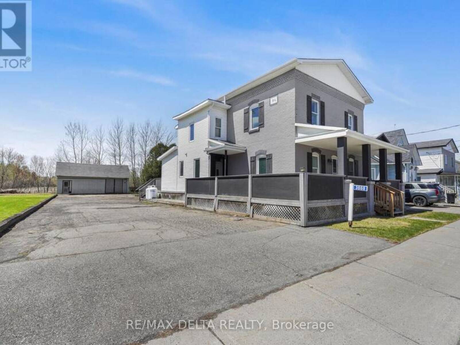 3668 CHAMPLAIN STREET, Clarence-Rockland, Ontario K0A 1E0