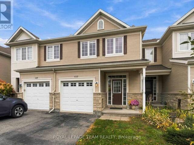 622 PEPPERVILLE CRESCENT Ottawa Ontario, K2M 0E8 - 3 Bedrooms Home For Sale