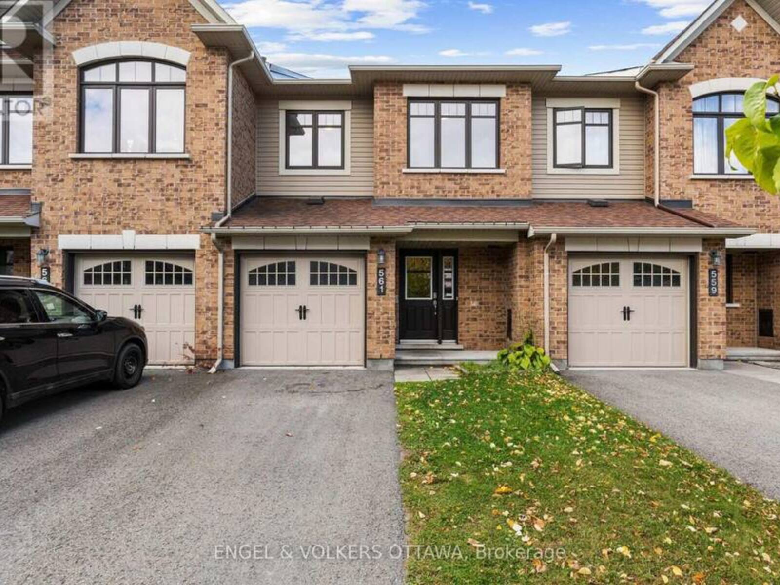 561 PETRICHOR CRESCENT, Ottawa, Ontario K4A 0Y4