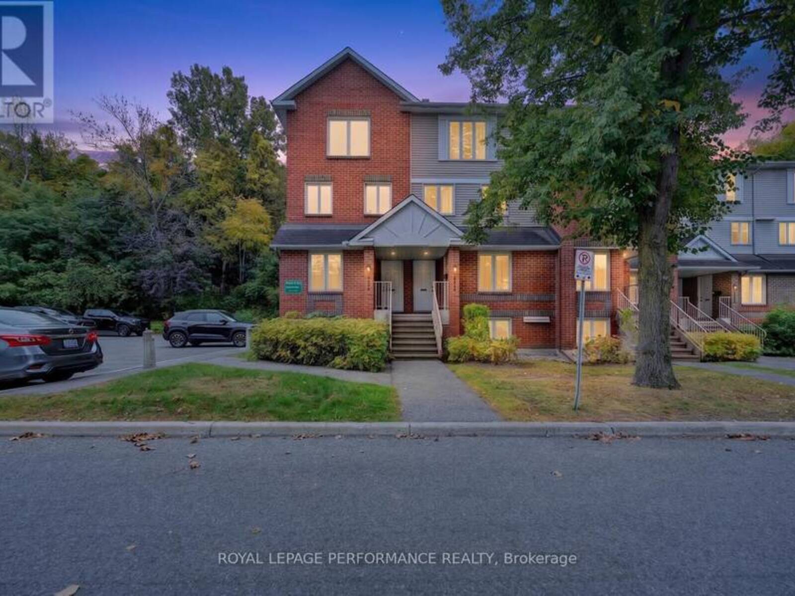 A - 6812 JEANNE D'ARC BOULEVARD N, Ottawa, Ontario K1C 6E9