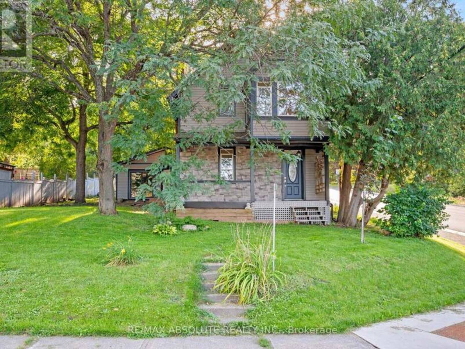 903 RIVER ROAD, McNab-Braeside, Ontario K0A 1G0