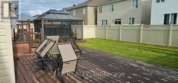 1015 WINTERSPRING RIDGE W | Ottawa Ontario | Slide Image Thirty