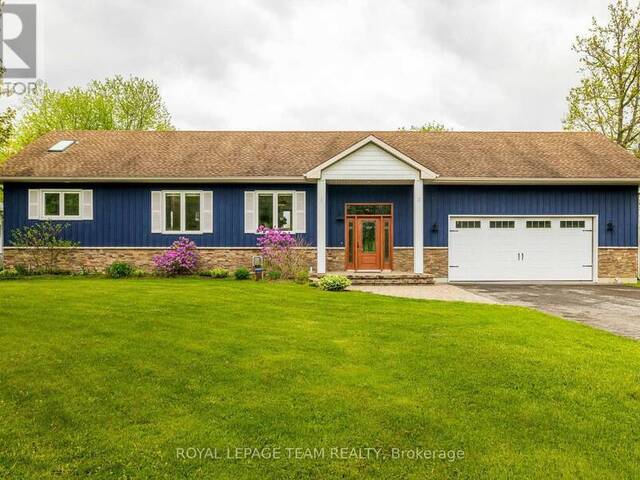 318 BROADWAY STREET W Merrickville Ontario, K0G 1N0 - 3 Bedrooms Waterfront Home For sale