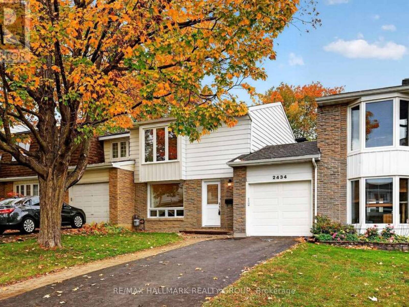 2434 BRAEBURN PLACE, Ottawa, Ontario K1B 4M4