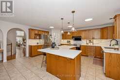 5B KEMP DRIVE | Ottawa Ontario | Slide Image Fourteen