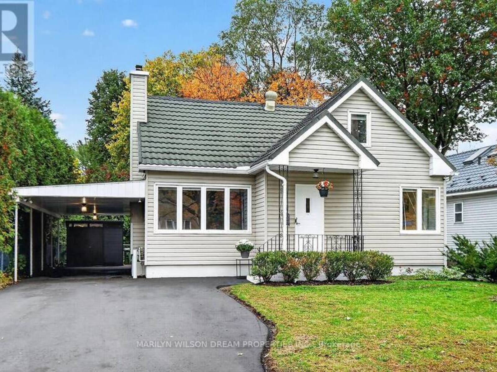 121 ST LAURENT BOULEVARD, Ottawa, Ontario K1K 2Y2