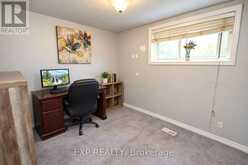 138 BAKER STREET | Kingston Ontario | Slide Image Twelve