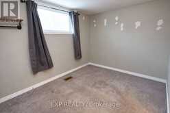 138 BAKER STREET | Kingston Ontario | Slide Image Thirteen