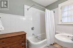 204 CLEMOW AVENUE | Ottawa Ontario | Slide Image Thirty-six