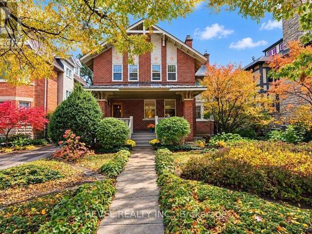 204 CLEMOW AVENUE Ottawa Ontario, K1S 2B4 - 4 Bedrooms Home For Sale