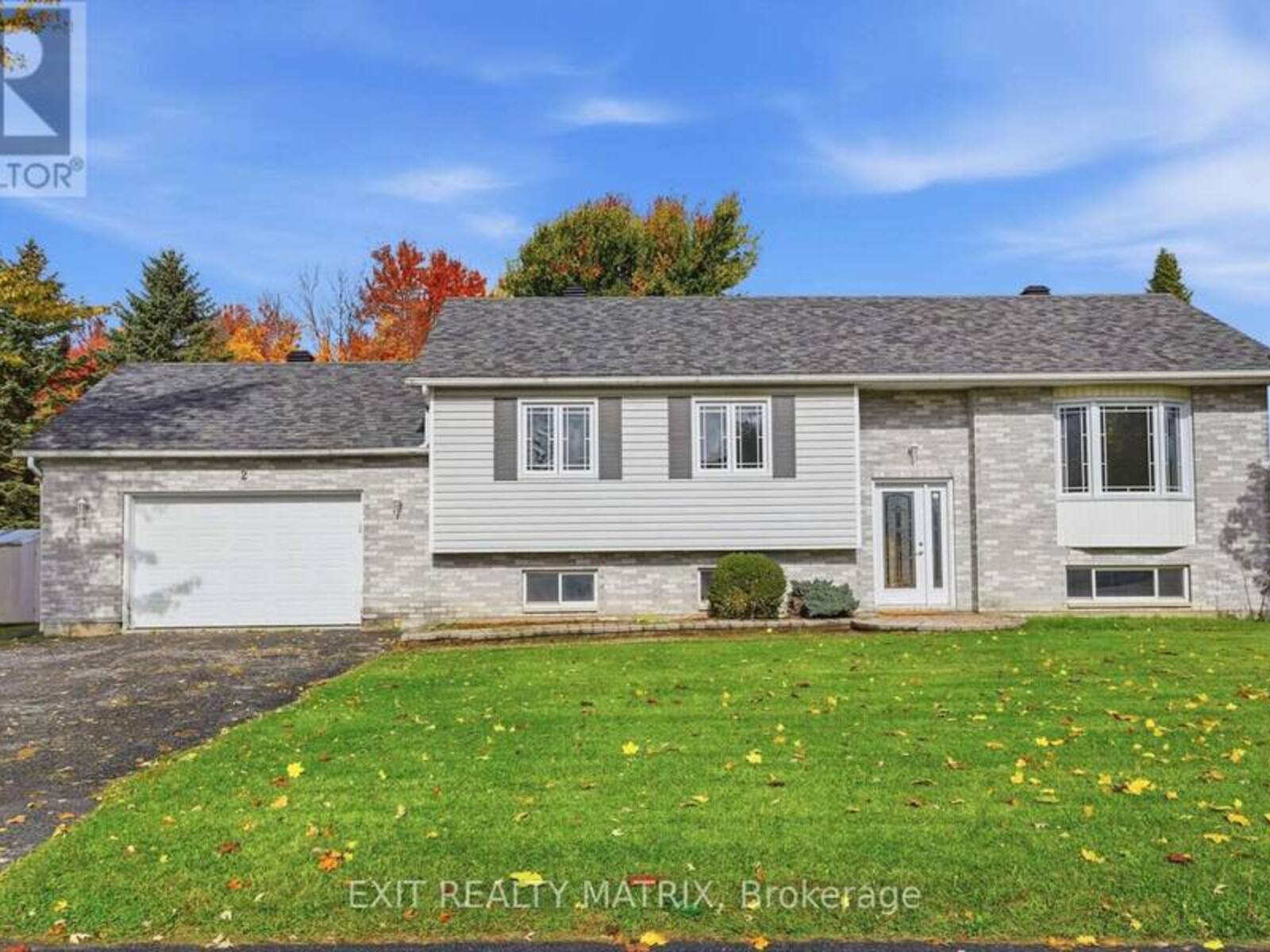 2 MAHEU STREET, Embrun, Ontario K0A 1W0