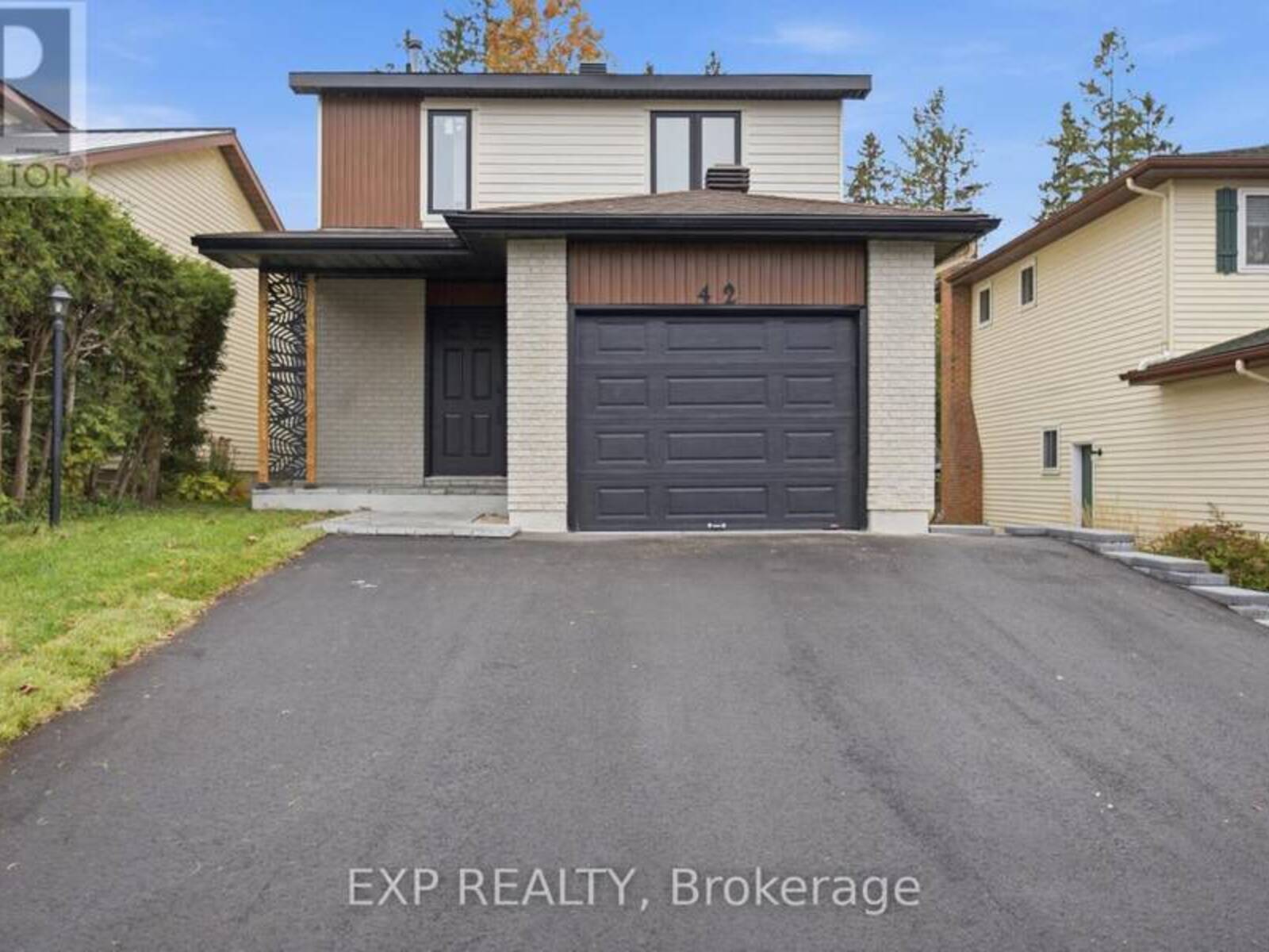 42 ANTLER AVENUE, Ottawa, Ontario K2J 2H2