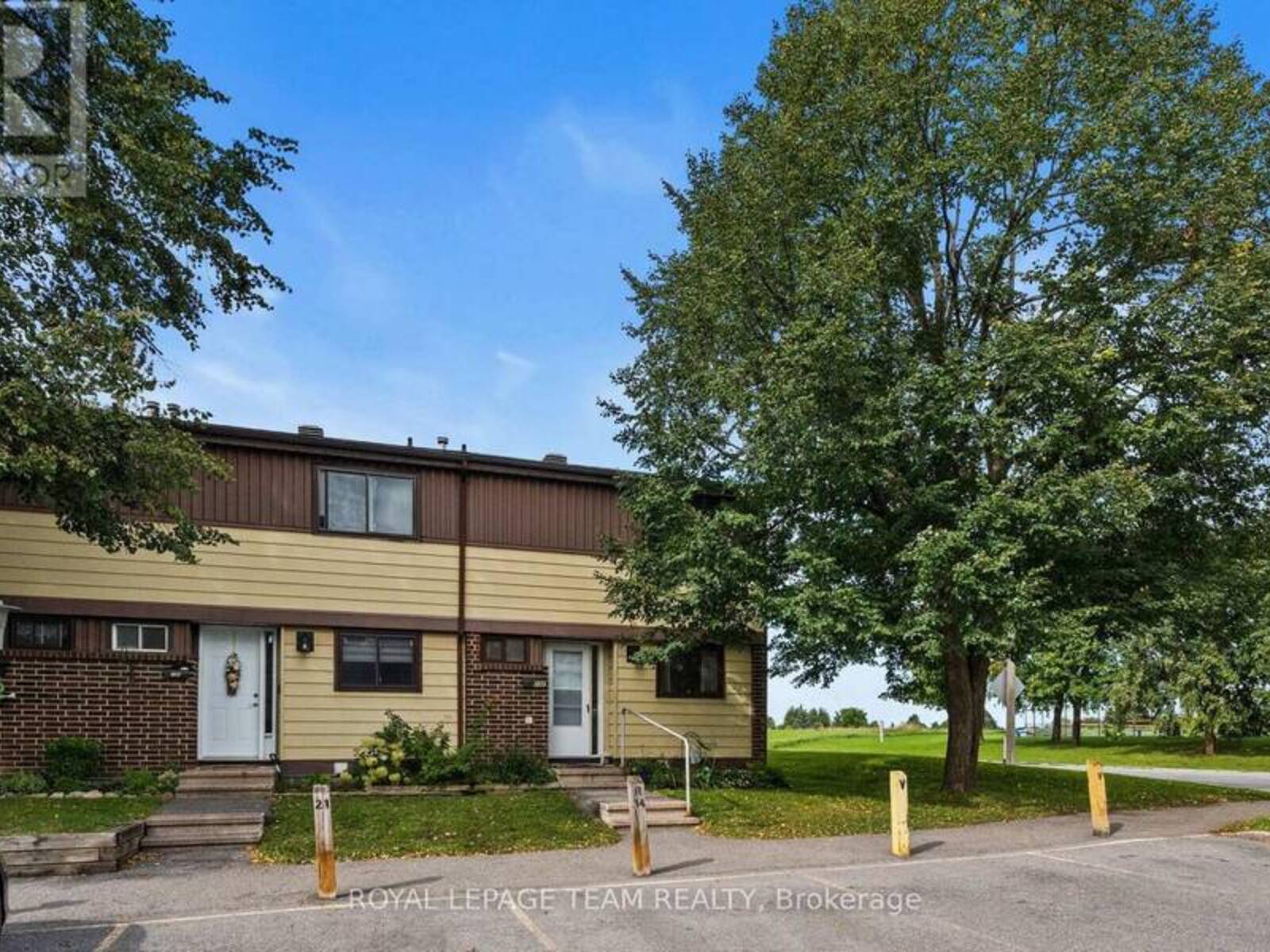 E - 73 FOXFIELD DRIVE, Ottawa, Ontario K2J 1L7