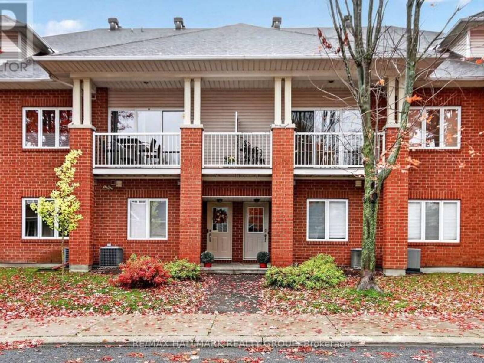 10E DAYBREAK STREET, Ottawa, Ontario K2G 6T9