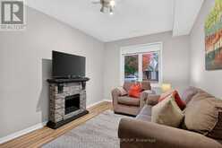 36 - 10 DAYBREAK STREET | Ottawa Ontario | Slide Image Four