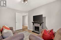 36 - 10 DAYBREAK STREET | Ottawa Ontario | Slide Image Six