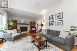 3 WELKIN CRESCENT | Ottawa Ontario | Slide Image Three