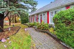 872 LAWNSBERRY DRIVE | Ottawa Ontario | Slide Image Two