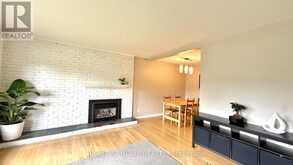 989 GOREN AVENUE | Ottawa Ontario | Slide Image Ten