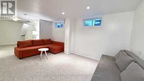 989 GOREN AVENUE | Ottawa Ontario | Slide Image Nineteen